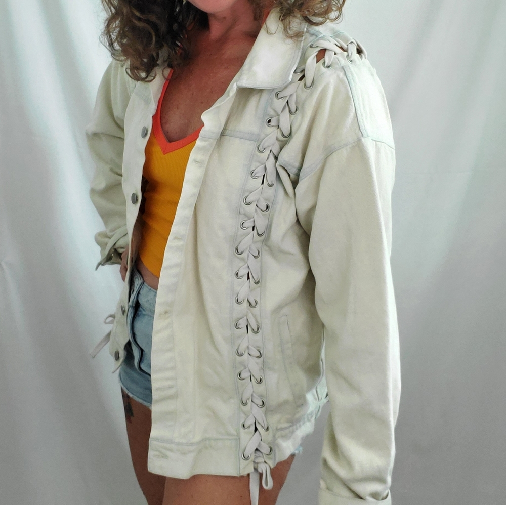 Fantastic Fawn 80s style washed out denim jean jacket